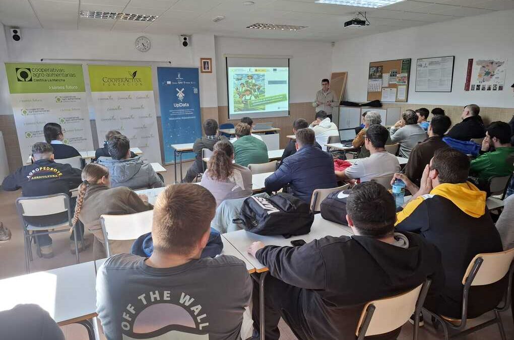 Acercamos el modelo cooperativo a la Generación Z en la EFA Molinos de Viento